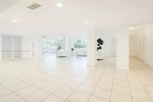 2821 N Miami Beach Blvd, North Miami Beach, FL 33160 - Photo 23