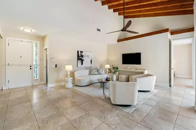 8001 Royal Palm Cir #57, Tamarac, FL 33321 - Photo 5