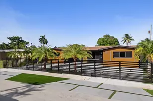 19511 NE 18th Pl, Miami, FL 33179 - Photo 3