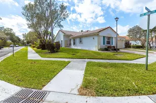 6050 Heliconia Rd, Delray Beach, FL 33484 - Photo 3