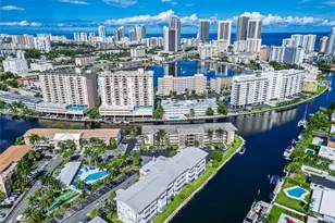 455 Paradise Isle Blvd, Hallandale Beach, FL 33009 - Photo 27