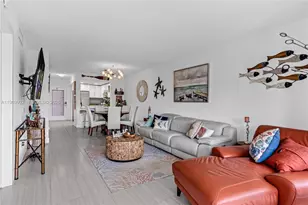 455 Paradise Isle Blvd, Hallandale Beach, FL 33009 - Photo 5