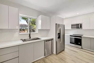 843 SW 20th St, Fort Lauderdale, FL 33315 - Photo 15