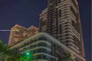 121 NE 34th St, Miami, FL 33137 - Photo 21