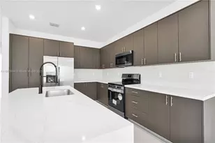 22555 SW 125th Ave, Miami, FL 33170 - Photo 5