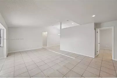 285 SE Volkerts Ter, Port Saint Lucie, FL 34983 - Photo 15