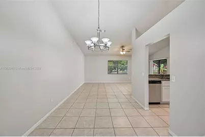 285 SE Volkerts Ter, Port Saint Lucie, FL 34983 - Photo 5