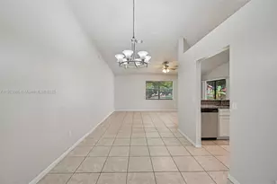 285 SE Volkerts Terrace, Port Saint Lucie, FL 34983 - Photo 5