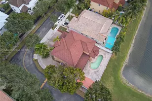 16074 SW 62nd St, Miami, FL 33193 - Photo 9