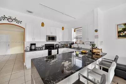 16074 SW 62nd St, Miami, FL 33193 - Photo 25