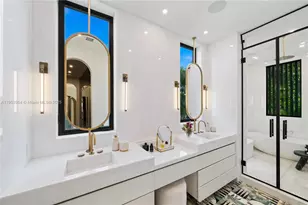 2053 N Bay Rd, Miami Beach, FL 33140 - Photo 47