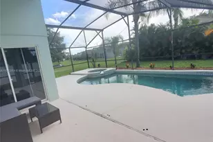 2505 Hybrid Ct, Kissimmee, FL 34758 - Photo 3