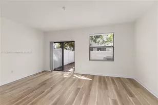 9214 W 33rd Ln, Hialeah, FL 33018 - Photo 21