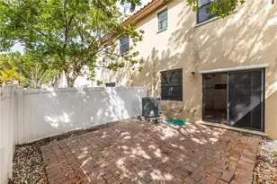 9214 W 33rd Ln, Hialeah, FL 33018 - Photo 37