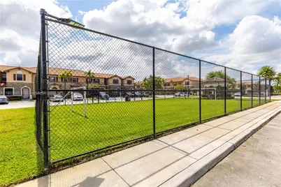 9214 W 33rd Ln, Hialeah, FL 33018 - Photo 43