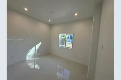 135 NW 60th St #1-2, Miami, FL 33127 - Photo 3