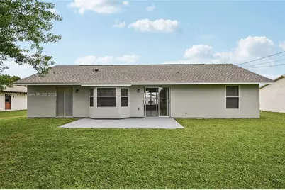846 SE Cavern Ave, Port Saint Lucie, FL 34983 - Photo 29