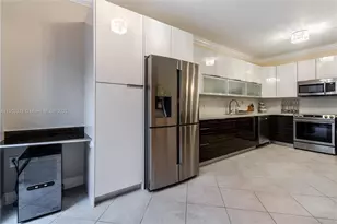 1275 Yellowheart Way, Hollywood, FL 33019 - Photo 15