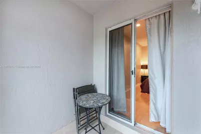 1275 Yellowheart Way #1275, Hollywood, FL 33019 - Photo 37