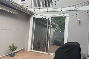 1275 Yellowheart Way, Hollywood, FL 33019 - Photo 41