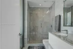 18501 Collins Ave, Sunny Isles Beach, FL 33160 - Photo 47