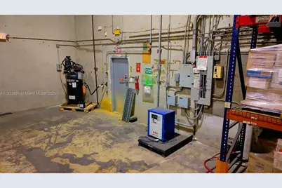 1361 NW 155th Dr, Miami Gardens, FL 33169 - Photo 35