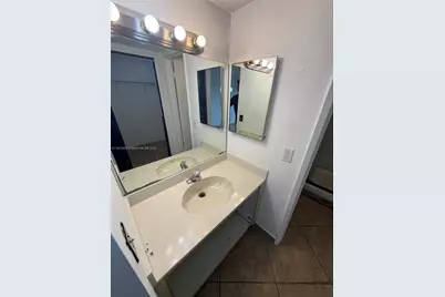 10253 NW 9th St Cir #406-6, Miami, FL 33172 - Photo 21