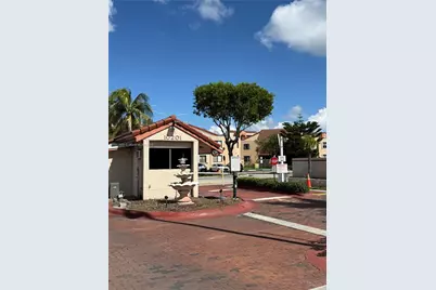 10253 NW 9th St Cir #406-6, Miami, FL 33172 - Photo 3