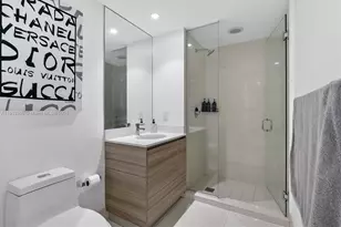 121 NE 34th St, Miami, FL 33137 - Photo 19