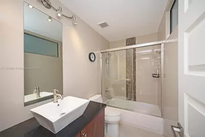 9318 NW 50th Doral Cir #00, Doral, FL 33178 - Photo 29
