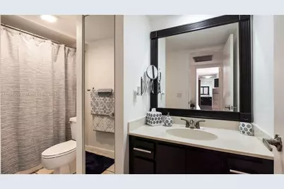 9109 C SW 20th St, Davie, FL 33324 - Photo 13