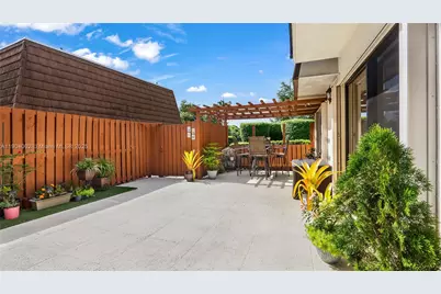 9109 C SW 20th St, Davie, FL 33324 - Photo 25