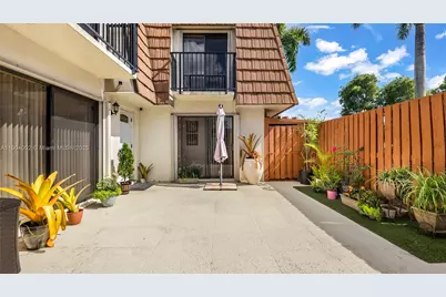 9109 C SW 20th St, Davie, FL 33324 - Photo 29