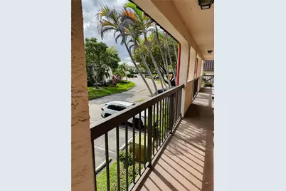 841 NE 207th Ln #3-204, Miami, FL 33179 - Photo 35