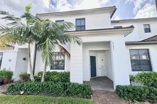 23521 SW 127th Pl, Homestead, FL 33032 - Photo 1