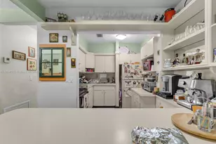 520 NW 32nd Pl, Miami, FL 33125 - Photo 47