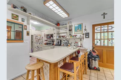 520 NW 32nd Pl, Miami, FL 33125 - Photo 45