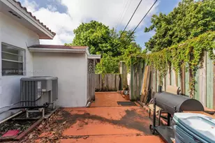 520 NW 32nd Pl, Miami, FL 33125 - Photo 69