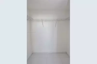 325 S Biscayne Blvd #1722, Miami, FL 33131 - Photo 11