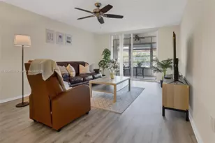 7300 NW 17th St, Plantation, FL 33313 - Photo 1