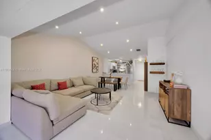 8596 SW 115th Pl, Miami, FL 33173 - Photo 15
