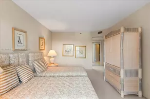 2000 Island Blvd, Aventura, FL 33160 - Photo 13
