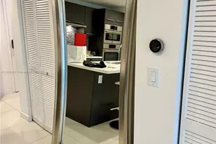 7661 NW 107th Ave, Doral, FL 33178 - Photo 15