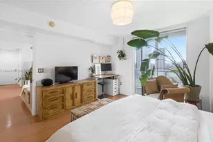 50 Biscayne Blvd, Miami, FL 33132 - Photo 15