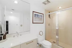 50 Biscayne Blvd, Miami, FL 33132 - Photo 21
