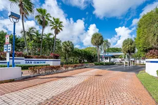 351 NE 211th St, Miami, FL 33179 - Photo 47