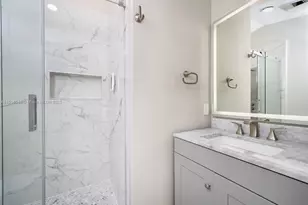 351 NE 211th St, Miami, FL 33179 - Photo 27