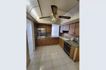 1301 NE Miami Gardens Dr #503W, Miami, FL 33179 - Photo 9