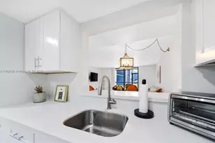 8005 SW 107th Ave, Miami, FL 33173 - Photo 5