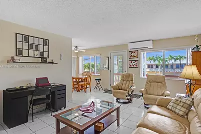 1015 SW 11th Ave #11K, Hallandale Beach, FL 33009 - Photo 3